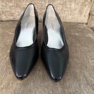 Ros Hommerson Elegant Black Women's Shoes
